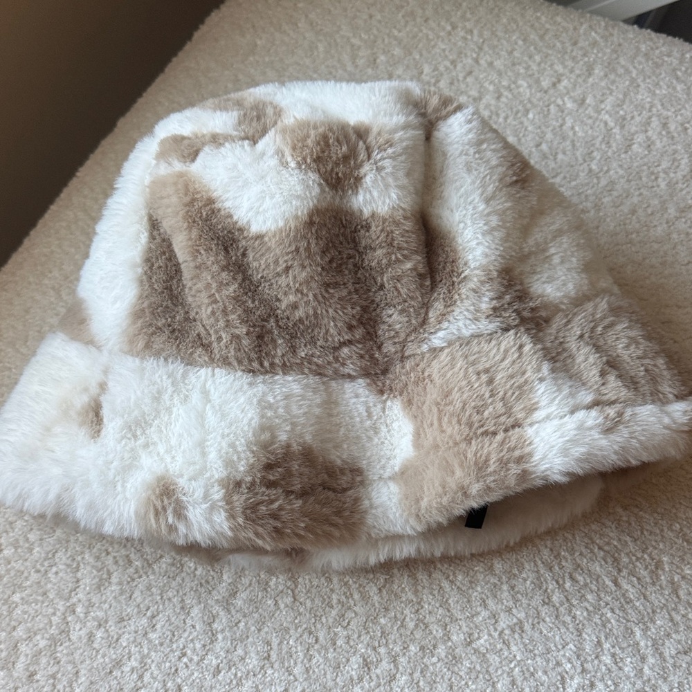 Fuzzy Winter Cow Print Bucket Hat